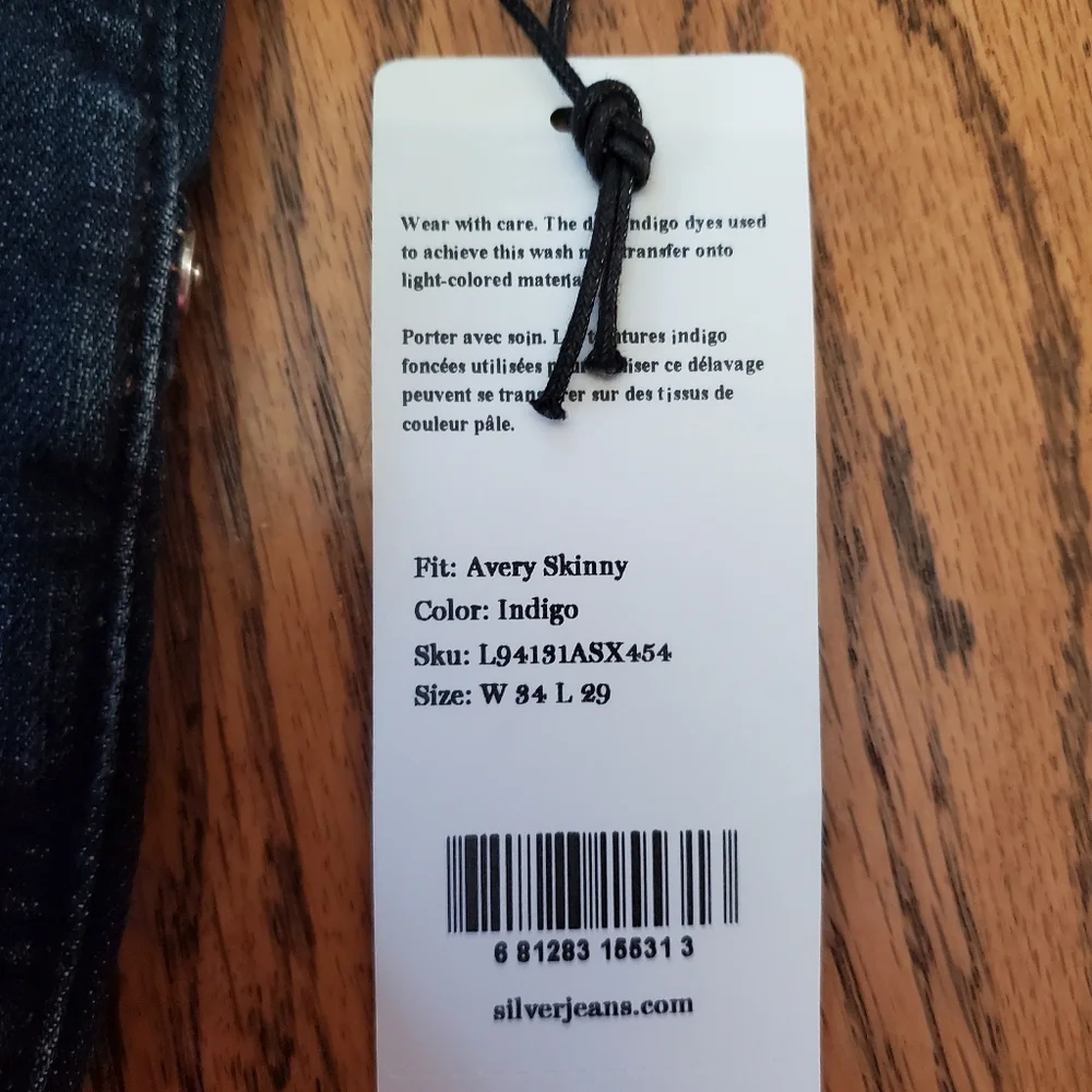 NWT Silver jeans. Avery skinny leg. High rise curvy. 34x29. - Picture 4 of 8